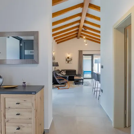 Feriehus House Edera Bale