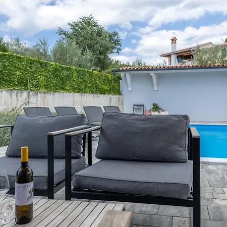 House Edera